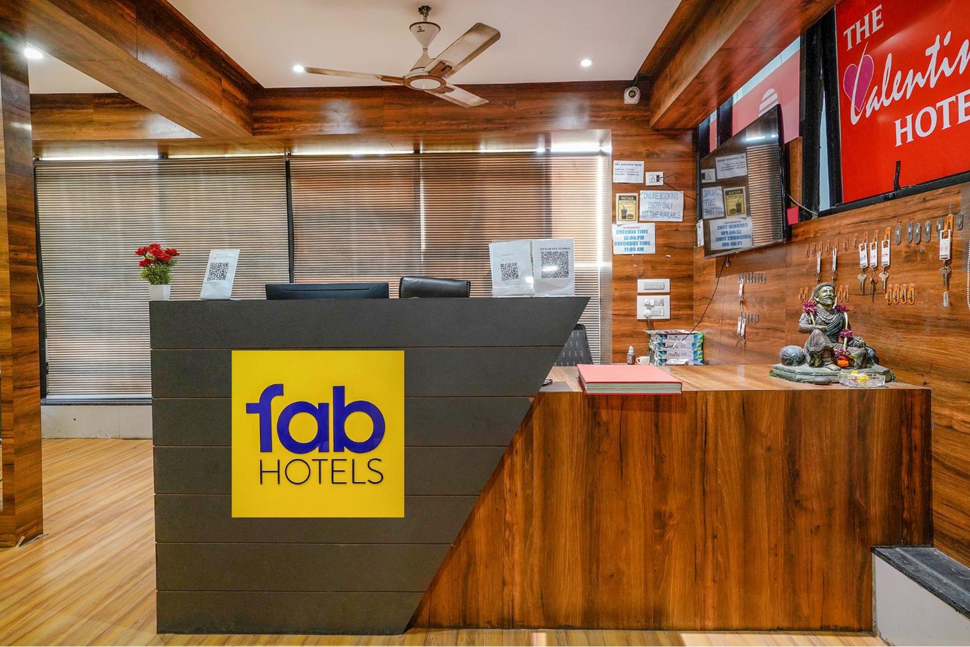 Fabhotel The Valentine - Udhna Road 수라트 외부 사진
